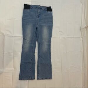 🤰 Maternity Jeans – Women’s Size 6 (Medium) 🤰
